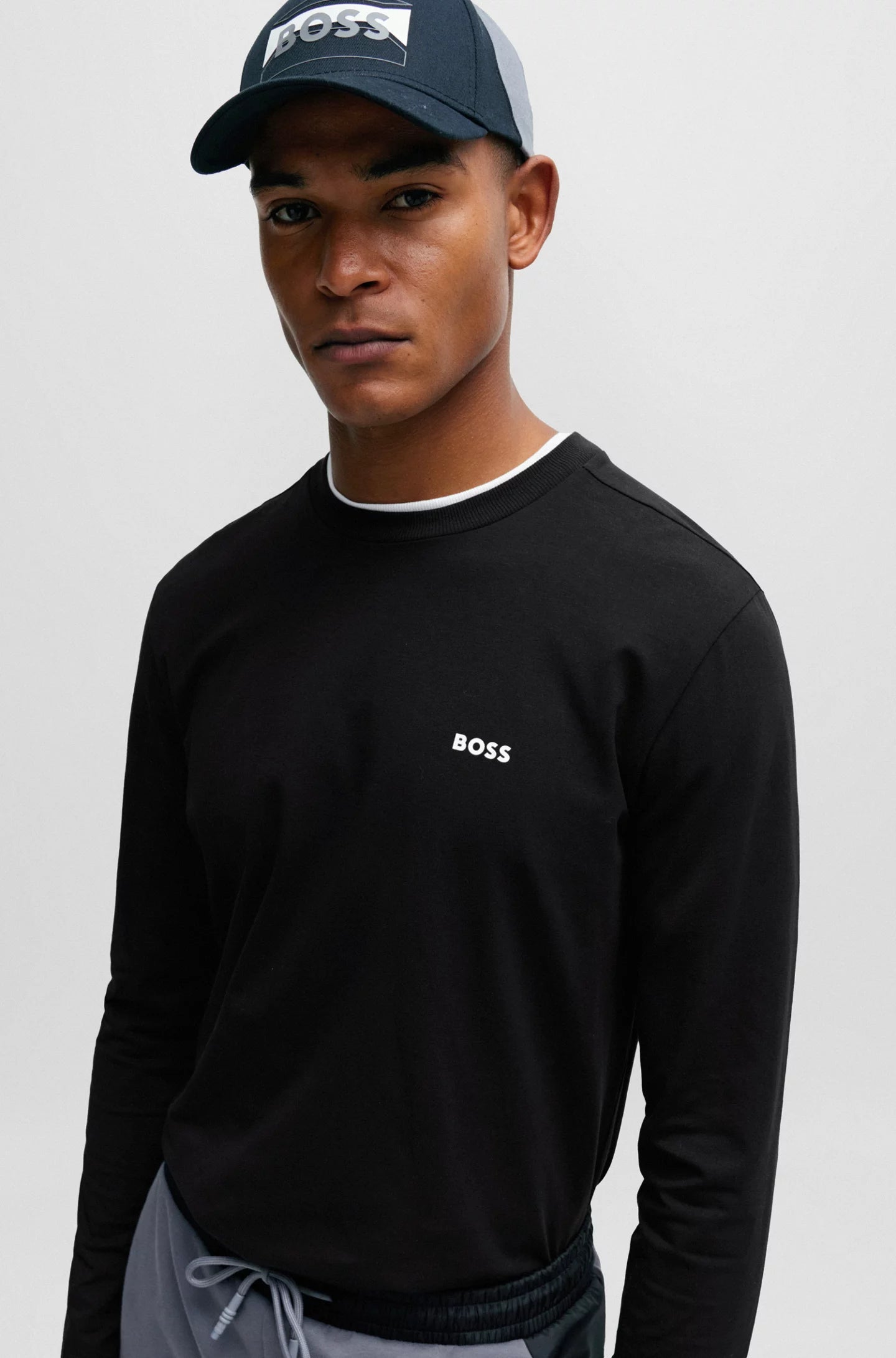 STRETCH-COTTON REGULAR-FIT T-SHIRT WITH CONTRAST LOGO