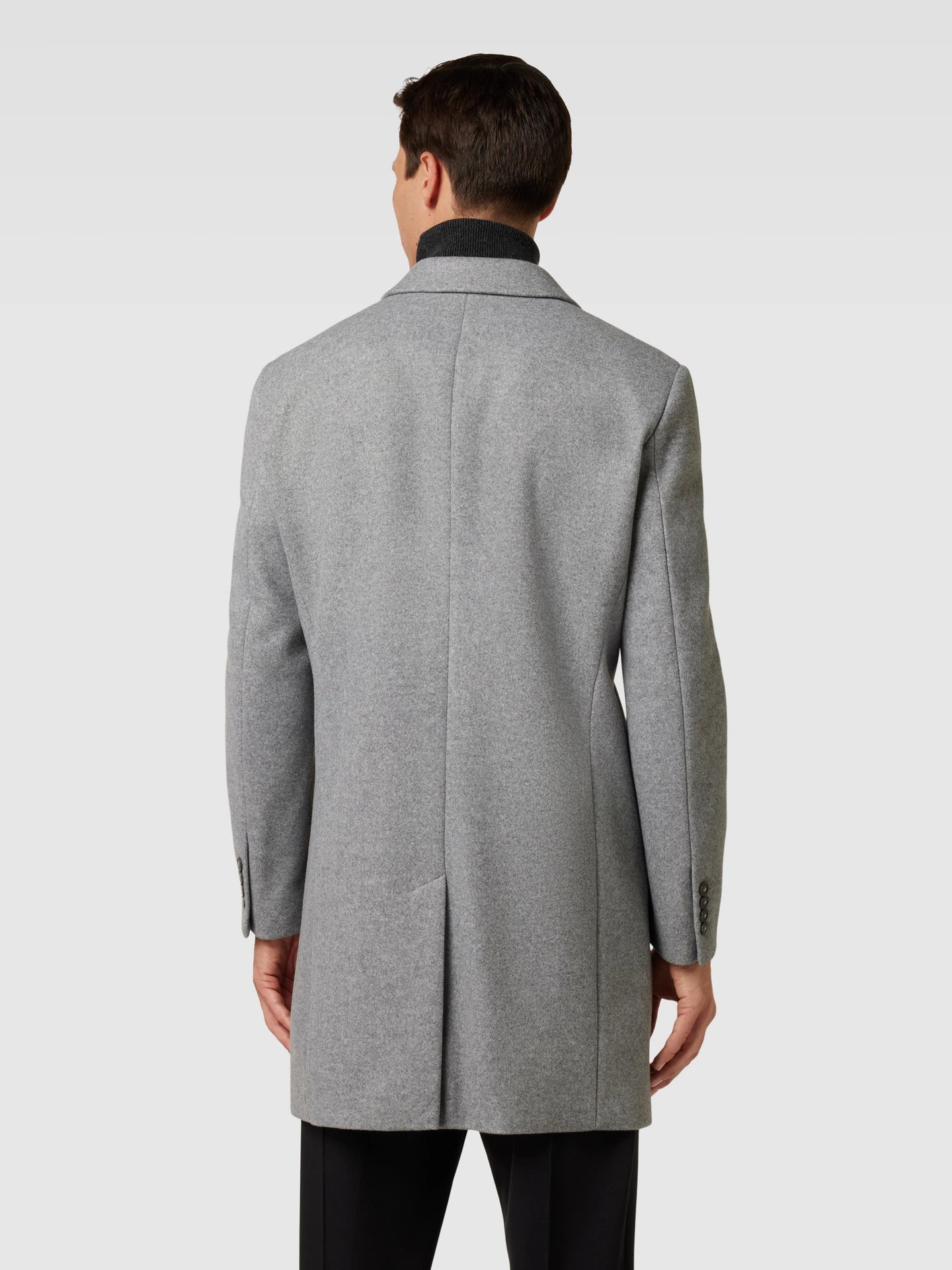 Coat with lapel collar